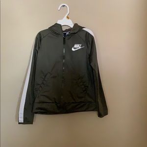 Boys Nike gray jogger jacket size 7